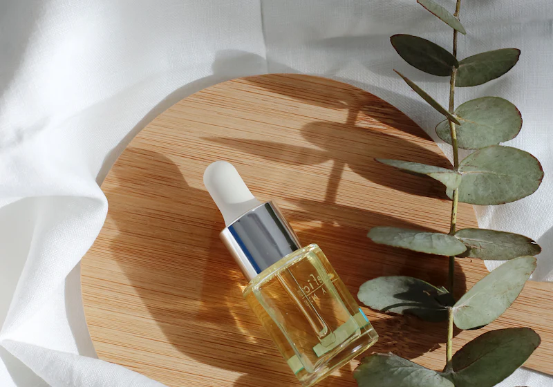 Botol serum untuk jenama kosmetik Malaysia